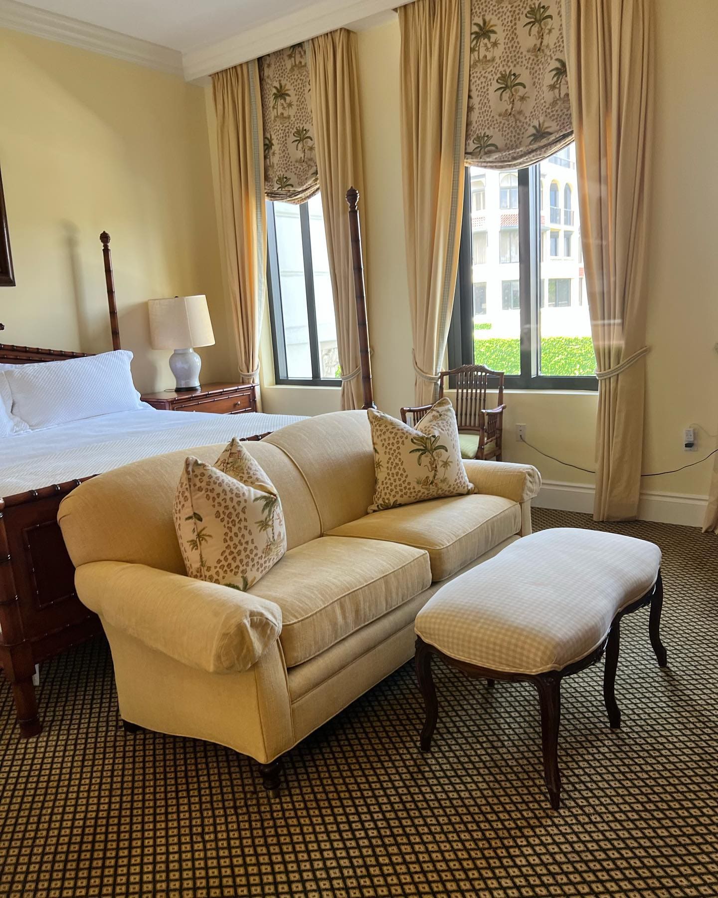 placeholder image-sq